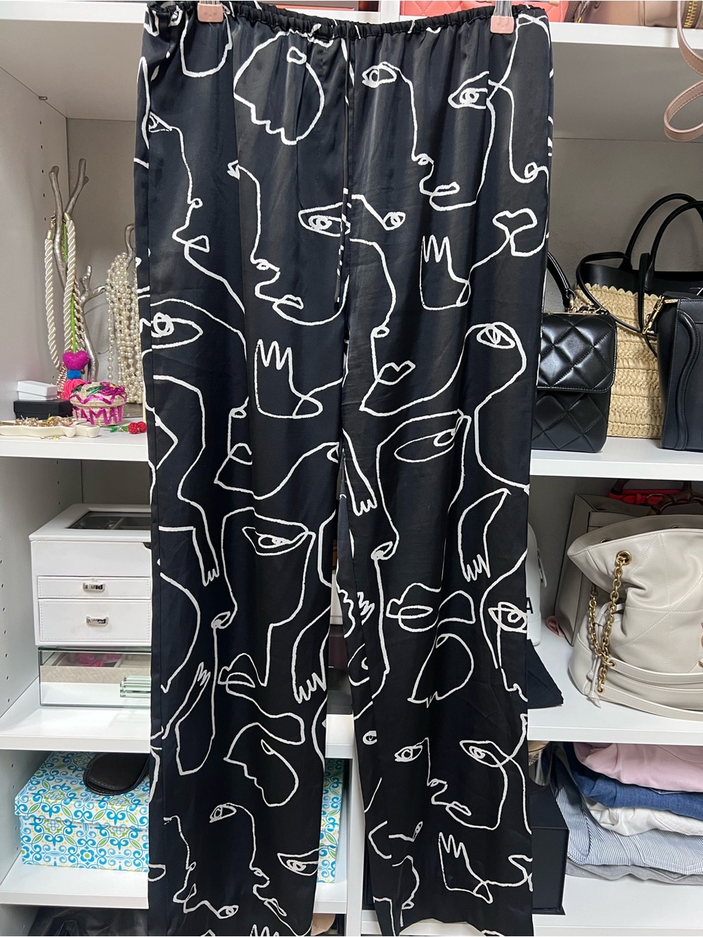 Zara Black Wide-Leg Pants with White Abstract Face Print